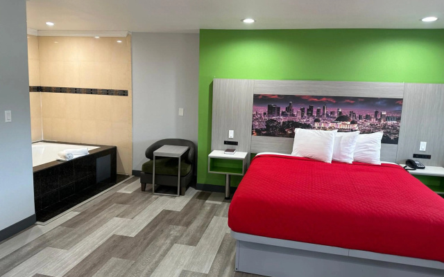 photo 5 of Garden Inn