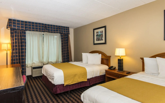 photo 3 of Garden Inn