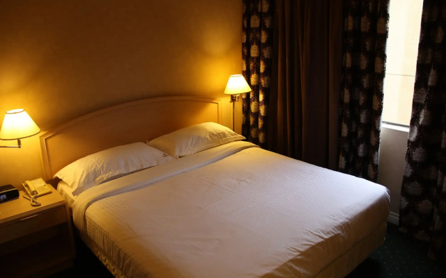 photo 3 of Garden Suite Hotel