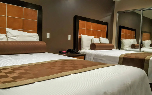 photo 2 of Gardena Terrace Inn