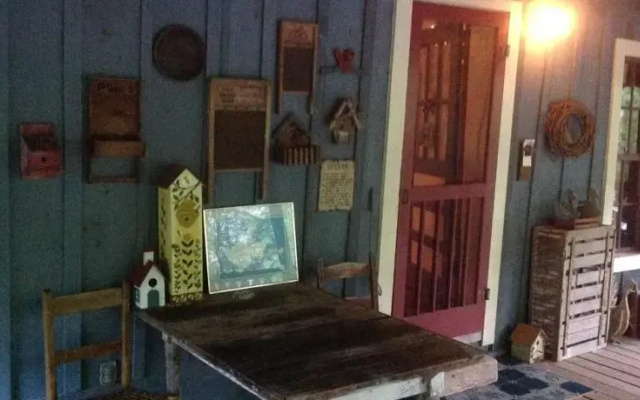 photo 3 of Gardener's Cottage
