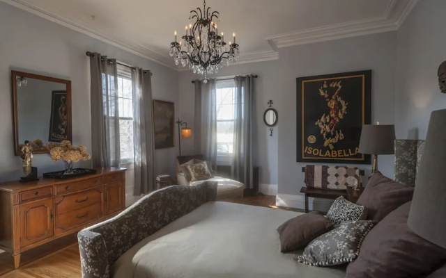 photo 2 of Gardner Farm Inn