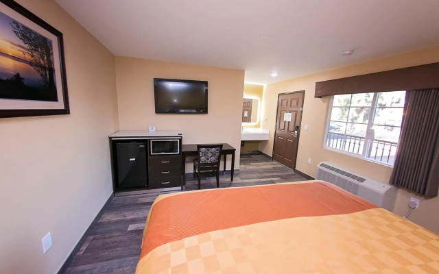 photo 4 of Garey Motel