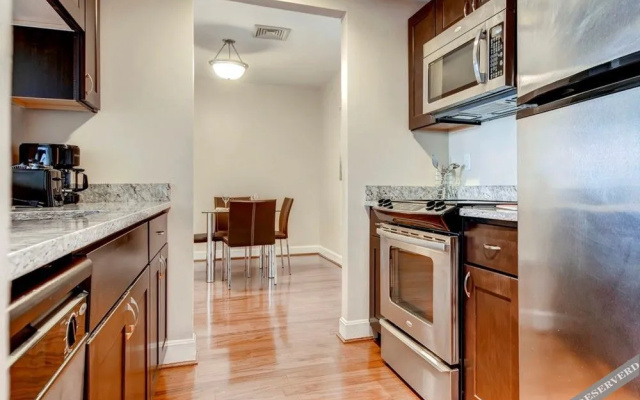 photo 4 of Evolve Suites Back Bay