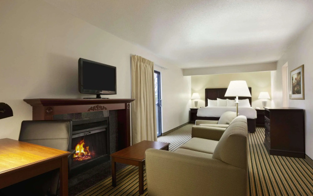 photo 2 of Hawthorn Suites By Wyndham Troy, MI