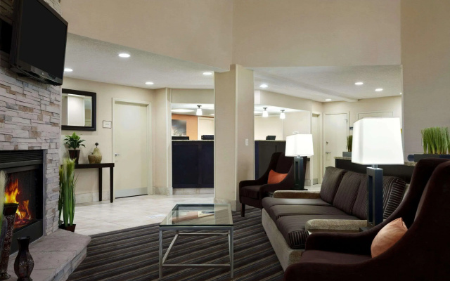 photo 4 of Hawthorn Suites By Wyndham Troy, MI