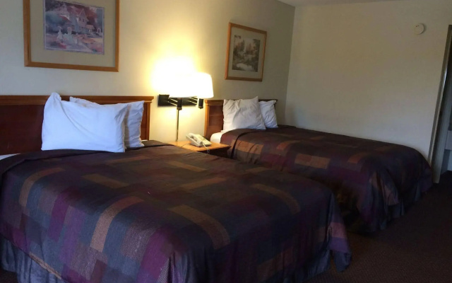 photo 3 of Gateway Inn and Suites
