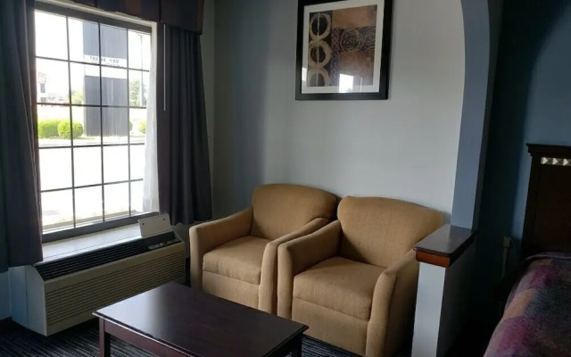 photo 5 of Gateway Inn and Suites