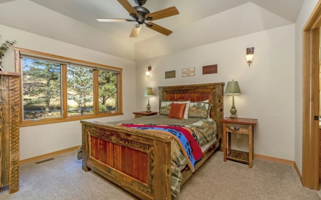 photo 2 of Gateway to the Wildside - 3 Br Townhouse