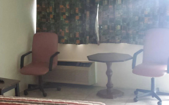 photo 5 of Midtown Lodge & Golden Ox Lounge