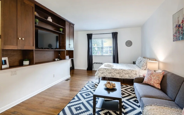 photo 5 of GEM Location+cozy Studio 1bd, Bath&kitchen!