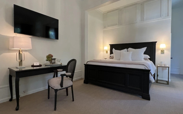 photo 3 of The General's Quarters Boutique Hotel