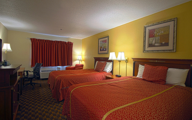 photo 3 of Geneva Motel Inn