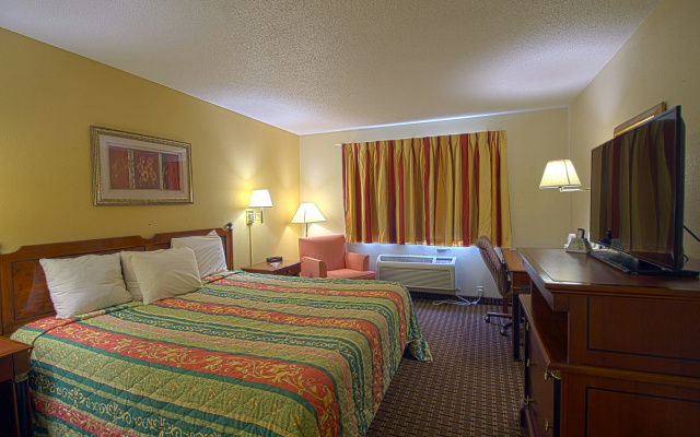 photo 5 of Geneva Motel Inn