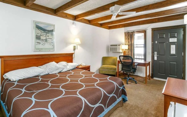 photo 5 of Georgetown Lodge