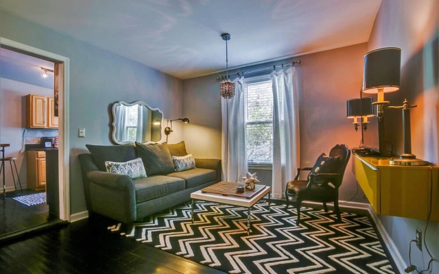 photo 2 of Germantown 3br/2ba Near Downtown by Domio