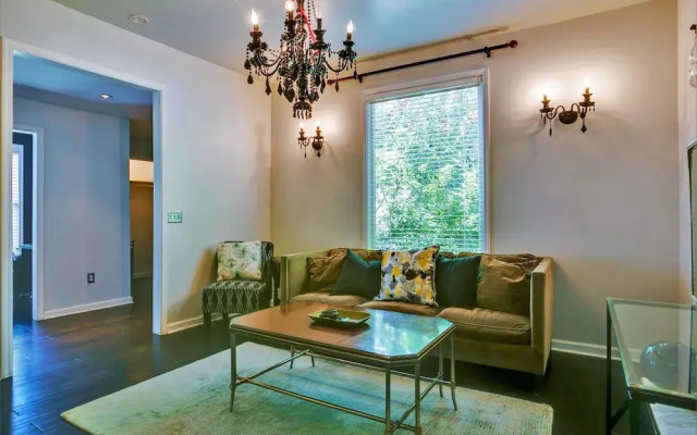 photo 4 of Germantown 3br/2ba Near Downtown by Domio
