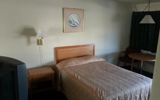 photo 3 of Gibson Inn