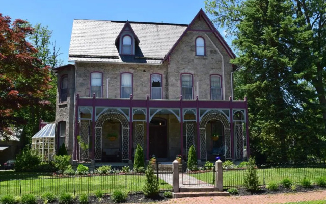 photo 3 of The Gifford-Risley House