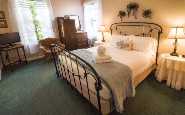 photo 3 of Gilbert Inn Seaside