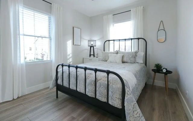 photo 3 of Gilbert Laurel 3 Bedroom Townhouse by RedAwning