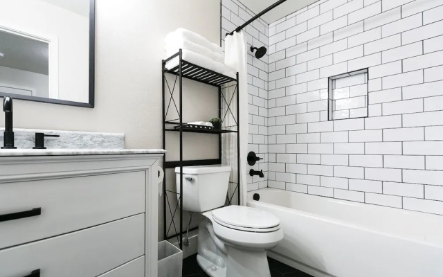 photo 5 of Gilbert Laurel 3 Bedroom Townhouse by RedAwning