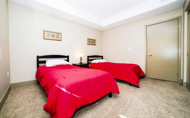 photo 5 of Ginosi Hollywood Apartel