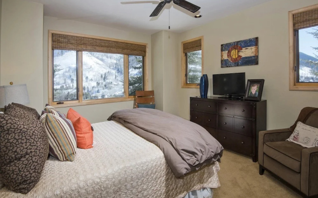 photo 3 of Glacier Court 1854 A