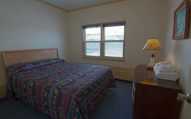 photo 4 of Glacier View Condo Suites