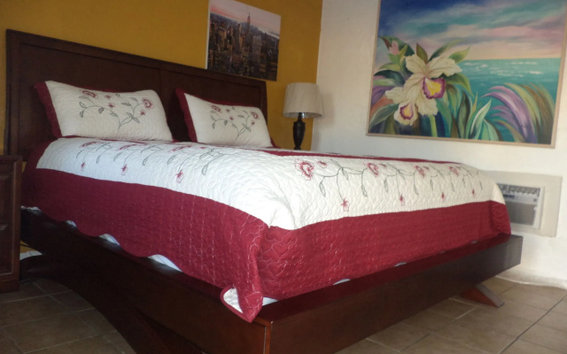 photo 3 of Glades Motel - Naples