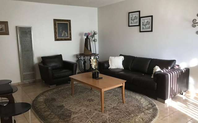 photo 4 of Glendale Apartment