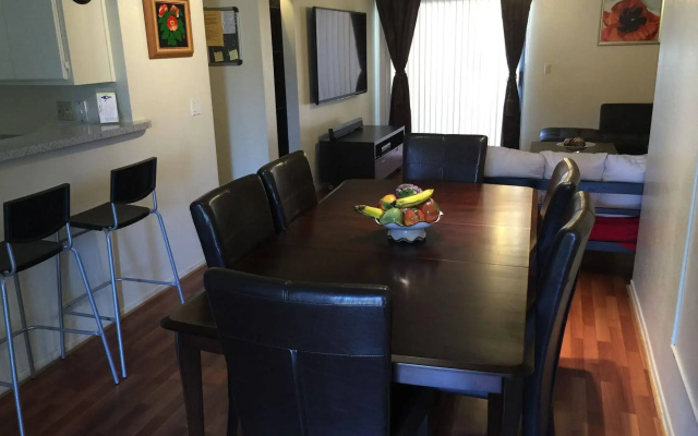 photo 4 of Glendale Apartment Rental by Owner