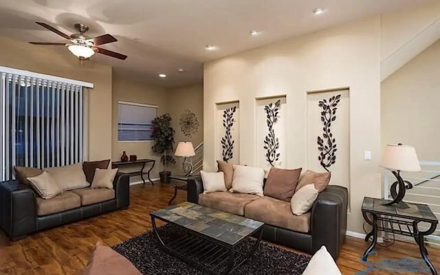 photo 5 of Glendale Getaway By Signature Vacation Rentals