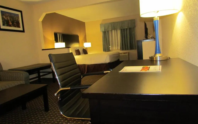 photo 5 of The Armada Inn & Suites Glendale Heights