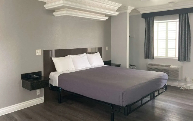 photo 5 of Motel 6 Glendale, CA – Pasadena Burbank Los Angeles