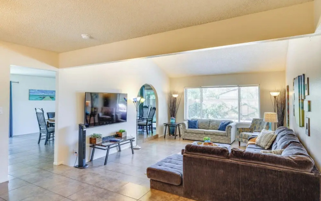 photo 3 of Centrally Located Glendale Home w/ Yard & Grill