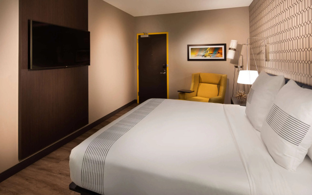photo 4 of GLō Hotel Asheville-Blue Ridge Parkway