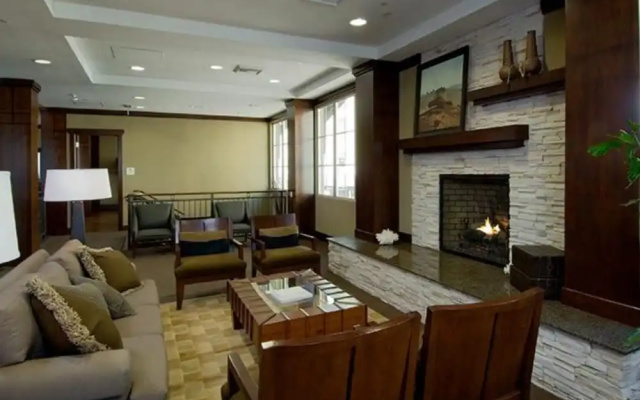 photo 2 of Global Luxury Suites at Commodore Drive