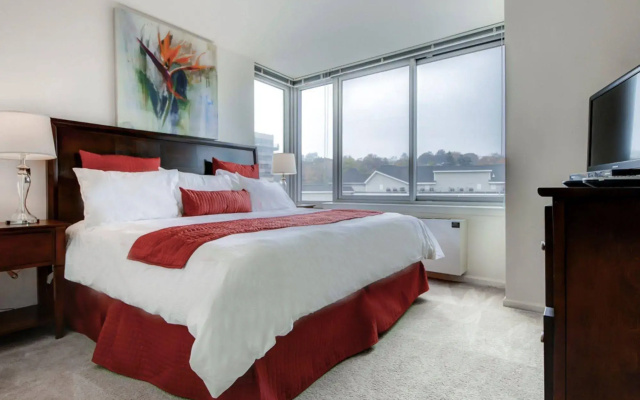 photo 4 of Global Luxury Suites at Mountain View