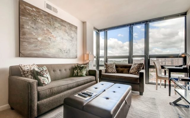 photo 4 of Bluebird Suites in Pentagon City