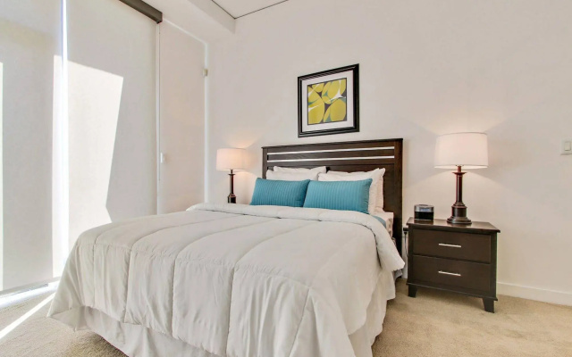 photo 4 of Global Luxury Suites at Figueroa Street