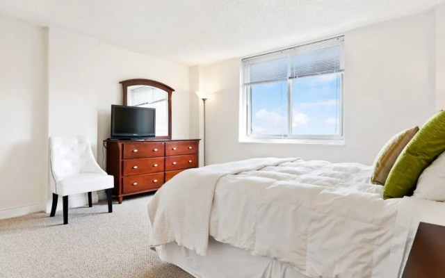 photo 2 of Global Luxury Suites at Locust Street