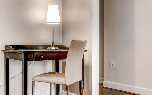 photo 4 of Global Luxury Suites at Main Street