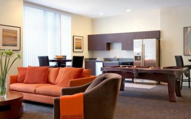photo 2 of Global Luxury Suites at the Gateway Arch
