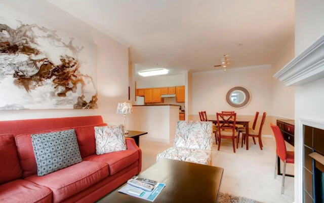 photo 5 of Global Luxury Suites at the Junction