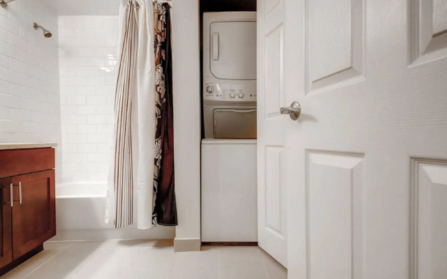 photo 5 of Global Luxury Suites at Tiverton Ave