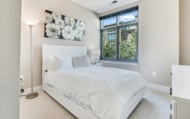 photo 4 of Global Luxury Suites at Town Center North