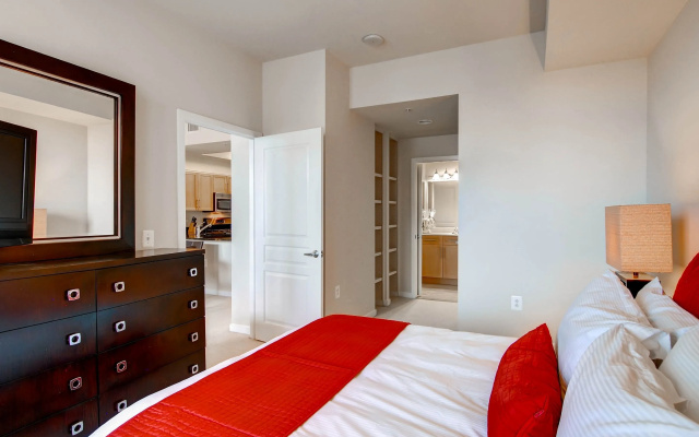 photo 2 of Global Luxury Suites at Town Center