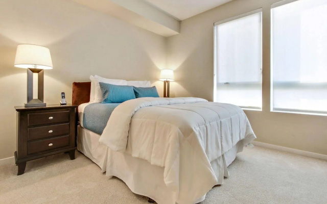 photo 3 of Global Luxury Suites at Wilshire