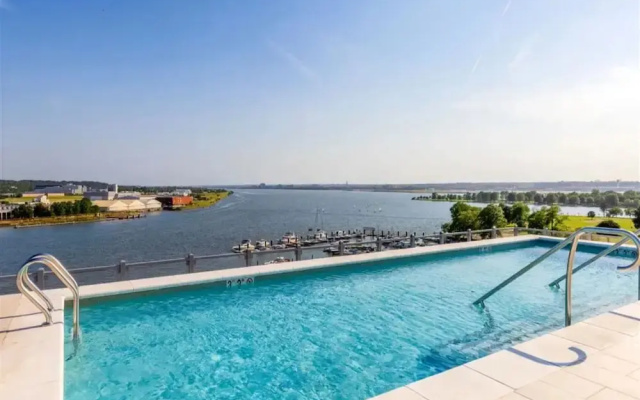 photo 2 of Global Luxury Suites Capitol Riverfront